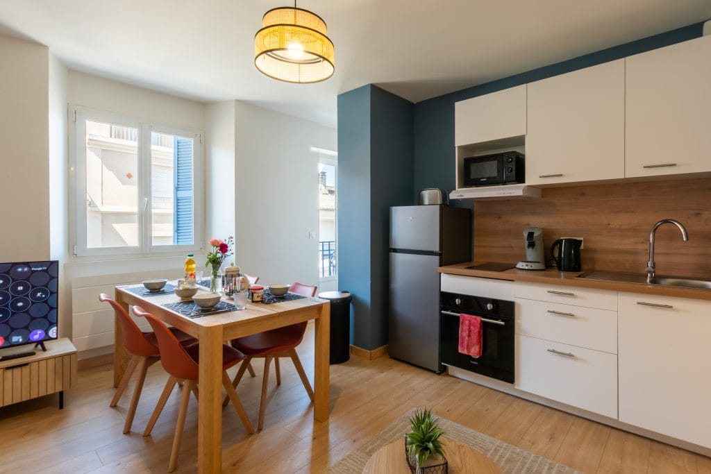 salon-lumineux-appartement-65