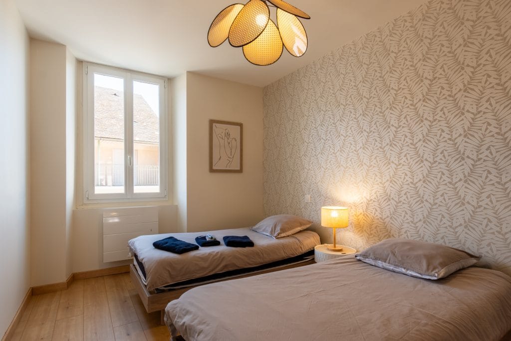 appartement-belvedere-literie-qualite-sejour-pelerinage-lourdes-le-pavillon-bleu