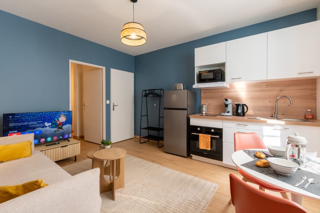 appartement-cote-cour-meuble-location-saisonniere-lourdes-le-pavillon-bleu