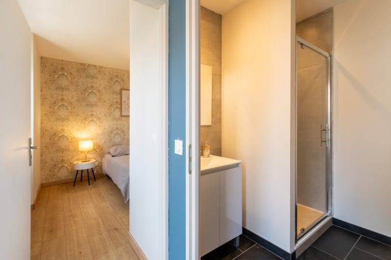 appartement-cote-pyrenees-location-lourdes-pas-cher-pavillon-bleu