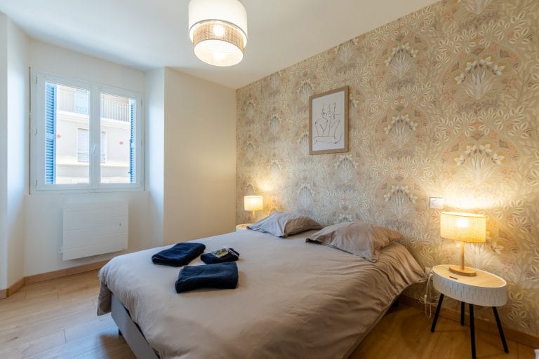 appartement-cote-pyrenees-location-proche-chateau-de-lourdes-le-pavillon-bleu