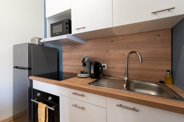 appartement-le-jardin-secret-cuisine-equipee-location-lourdes-particulier-pavillon-bleu