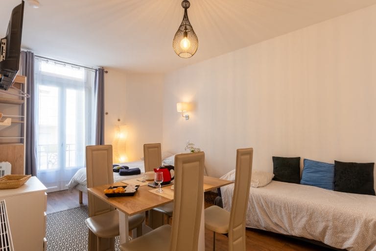 studio-relax-ambiance-zen-chambre-location-lourdes-le-pavillon-bleu