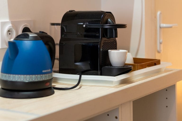 studio-zen-machine-cafe-cuisine-le-pavillon-bleu-lourdes-le-pavillon-bleu